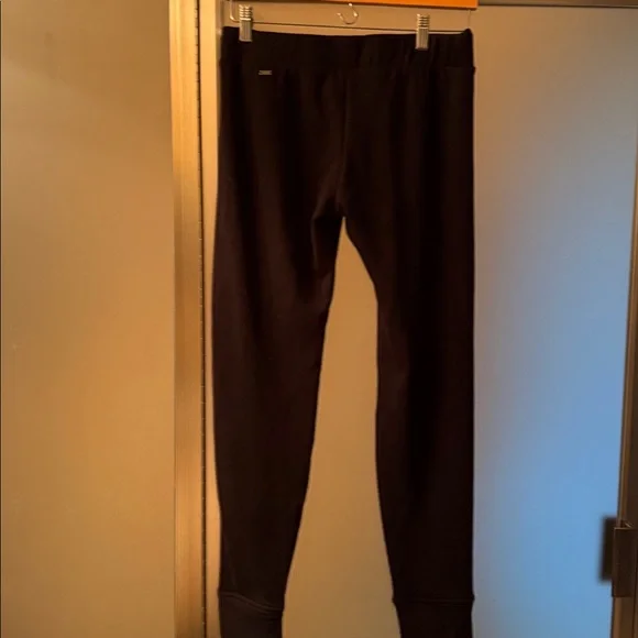 UGG Classic Black Leggings - Picture 4 of 7